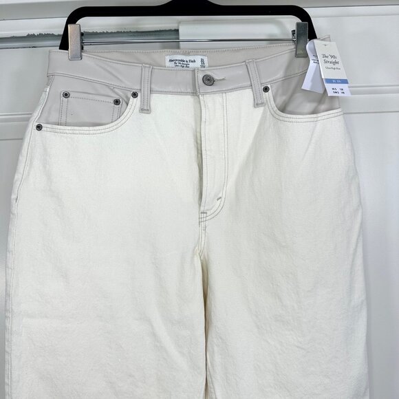 A&F Mixed Fabric Ultra High Rise 90s Slim Straight Jean 31/12 Short - NEW - Picture 5 of 9